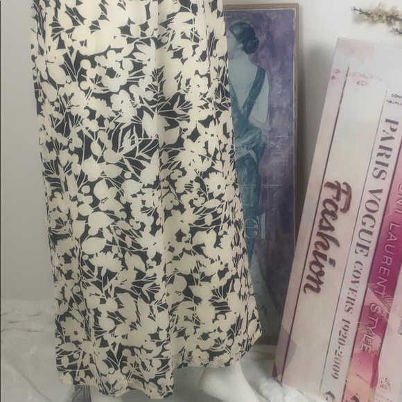 London Times Cream Navy Printed Cotton Maxi Dress - Picture 3 of 12